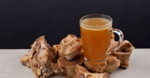 Caldo de osso é promovido por celebridades e saudado como um