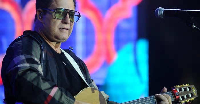 Marrone teve cinco costelas trincadas e passou por cirurgia após queda de palco