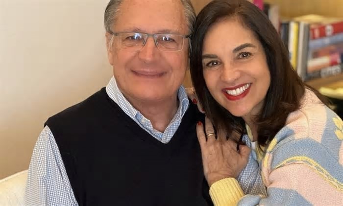 A comitiva que vai à missa do papa Leão 14