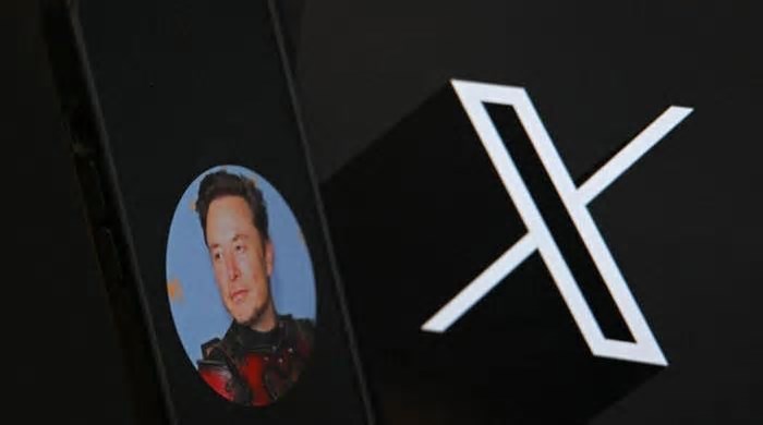 Musk vows to sleep in offices again after X suffers outage