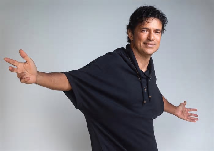 Jorge Vercillo faz show em BH para celebrar 30 anos de carreira
