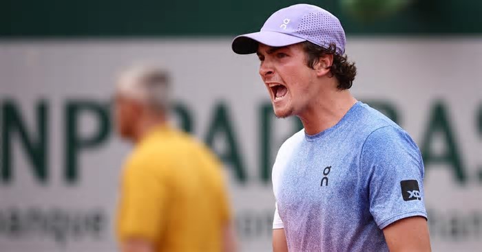 João Fonseca se aproxima de melhor ranking da carreira e do top 50 da ATP