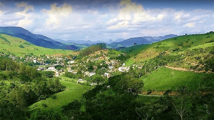 Essa cidade do interior do RJ se destaca com saúde forte e comércio aquecido