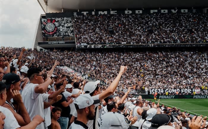 Corinthians x Internacional: onde assistir ao vivo, horário e escalações