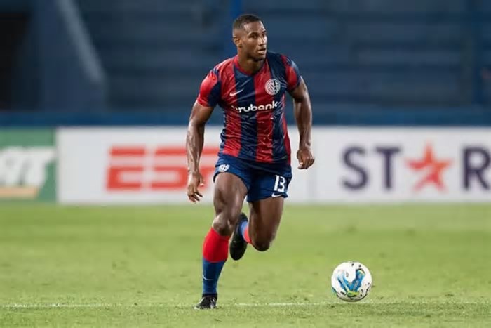 O San Lorenzo tem 100% do passe do jogador