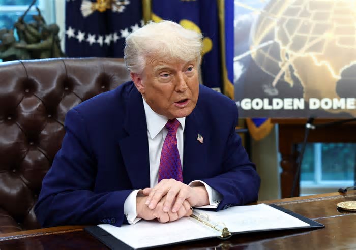 Trump diz querer lista de estudantes estrangeiros matriculados em Harvard