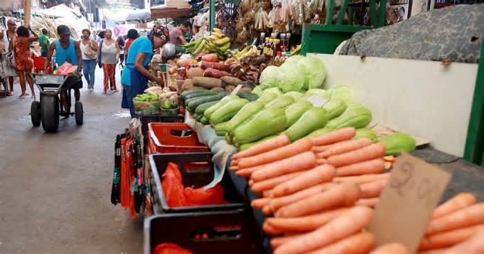 Salvador tem uma das cestas básicas mais baratas do país em abril, aponta Dieese