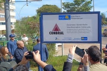 Ibaneis destaca parcerias com empresários na inauguração de praça no Gama