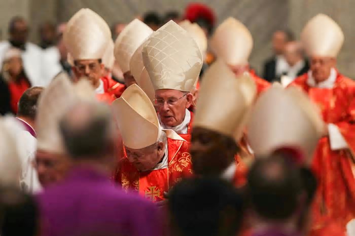 Conclave: o que o maior ritual de decisão do mundo pode ensinar para a sua carreira