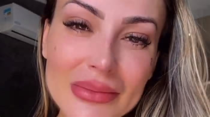 Andressa Urach cancela agenda de trabalho e faz forte desabafo: 'Preciso cuidar da minha saúde mental'