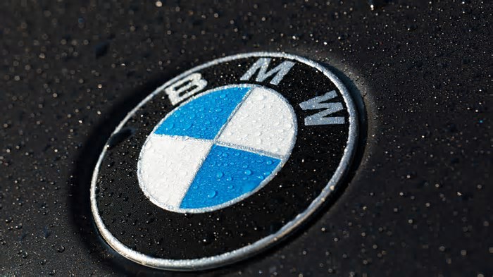 BMW domina o mercado de carros elétricos no Brasil com modelos de luxo e até 528 km de autonomia