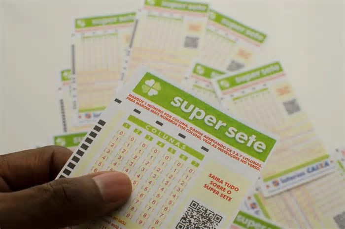 Resultado Super Sete: veja os números sorteados pelo concurso 698