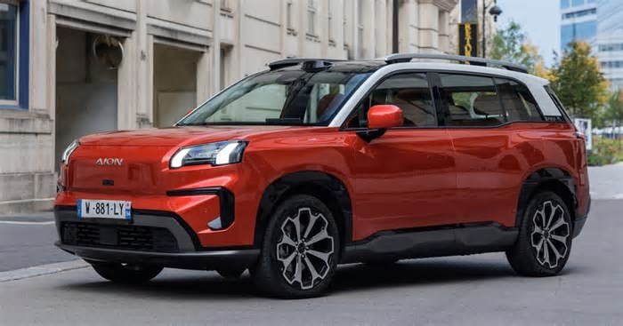 GAC chega ao Brasil com 4 carros elétricos e um híbrido
