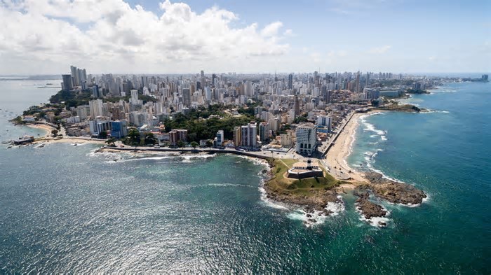 Capital brasileira foi fundada em 1549 e é a mais antiga de todo o Brasil