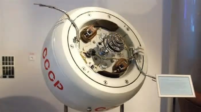 Nave espacial soviética desgovernada, Kosmos 482 cai no Oceano Índico, mas paradeiro é desconhecido