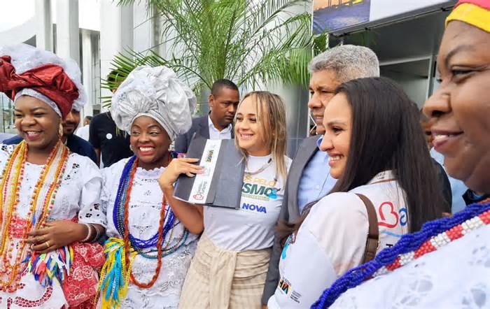 Turismo é discutido durante seminário em Feira de Santana; representantes dos 417 municípios baianos participaram
