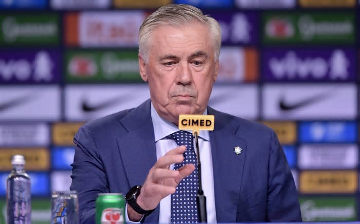 Ancelotti vai acompanhar partidas de Cruzeiro e Atlético, em BH, após o Mundial de Clubes