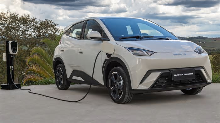 10 carros elétricos mais vendidos do Brasil em abril de 2025