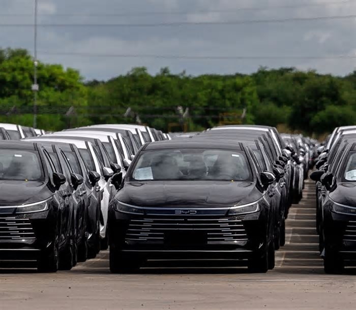 Invasão de carros eletrificados chineses surpreende