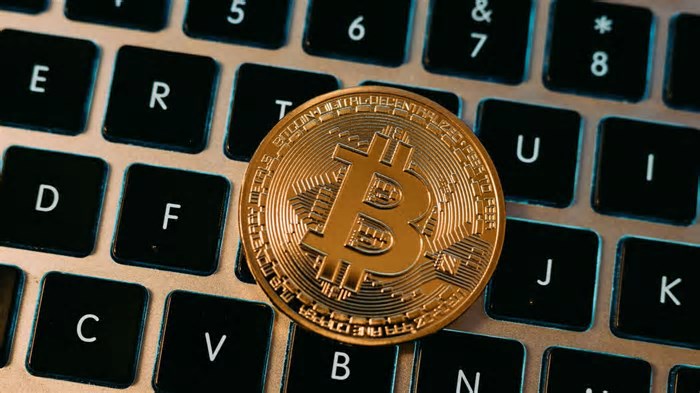 Como comprar Bitcoin no Brasil? Veja o que é preciso para investir na moeda