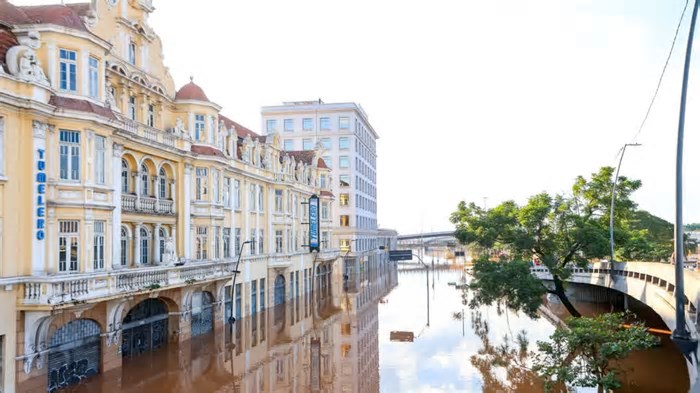 Porto Alegre busca se reerguer da enchente em meio ao desmonte do setor público
