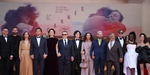 Wagner Moura e equipe de