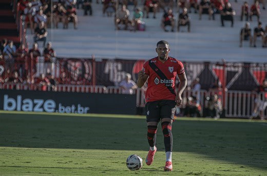 Atlético-GO x Goiás: veja prováveis escalações e onde assistir ao jogo pela Série B