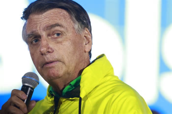 Bolsonaro diz que PT deixa no Nordeste 'rastro de miséria e cultura não adequada de sofrimento'