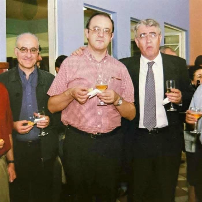 Web resgata foto do papa Leão XIV tomando cerveja em BH