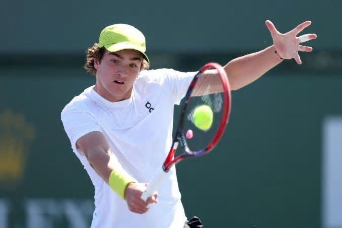 João Fonseca estreia no torneio Roland Garros nesta terça