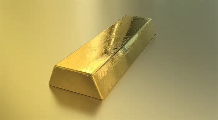 Ouro engata terceiro pregão consecutivo de alta com demanda por ativos seguros