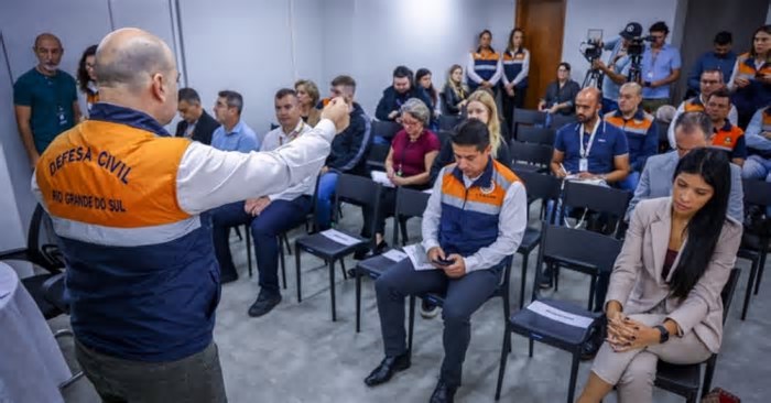 Defesa Civil adota nova escala de alertas com cores e orientações para proteger a população do RS