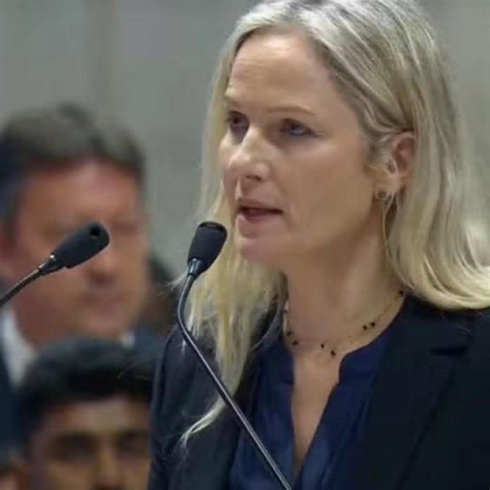 Quem é a brasileira que leu a Oração Universal na abertura do conclave