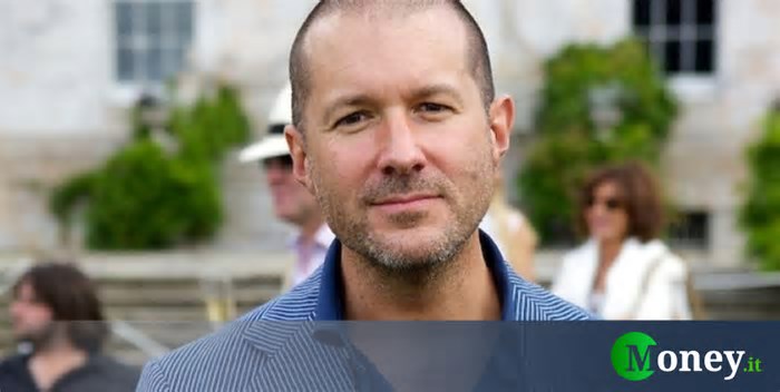 Quanto guadagna Jony Ive? Il designer che ha cambiato il volto della tecnologia