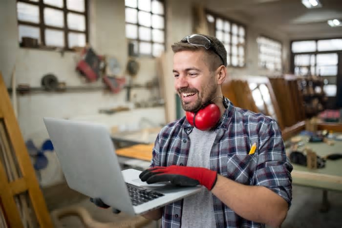 Inteligência Artificial ganha espaço nos pequenos negócios e muda a forma de empreender no Brasil