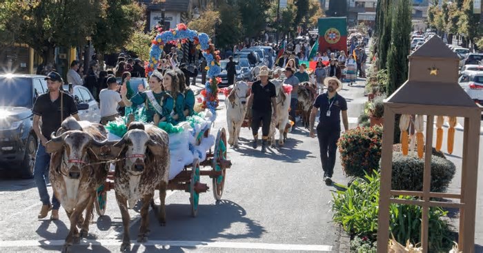Desfile de Carretas, escolha das soberanas e gastronomia típica: as atrações do final de semana 34ª Festa da Colônia de Gramado