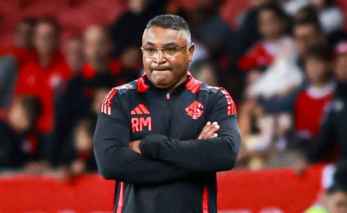 Roger Machado é criticado pela torcida do Internacional após derrota para o Atlético Nacional-COL na Libertadores