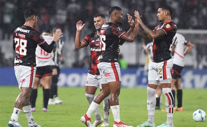 Inteligência artificial revela palpite e crava placar para São Paulo x Libertad na Copa Libertadores