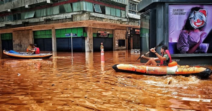 ‘Rastro de destruição': veja antes e depois dos lugares destruídos pelas enchentes em Porto Alegre um ano depois