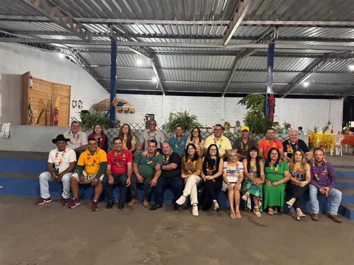 Evento relembrou vivência colegial, formatura e viagem ao litoral