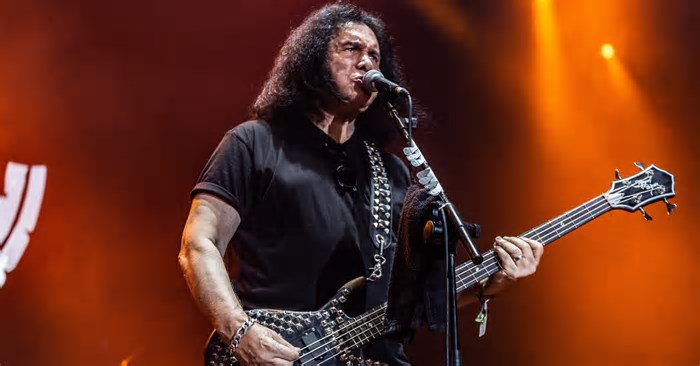 Por que bandas britânicas são melhores que as americanas, segundo Gene Simmons