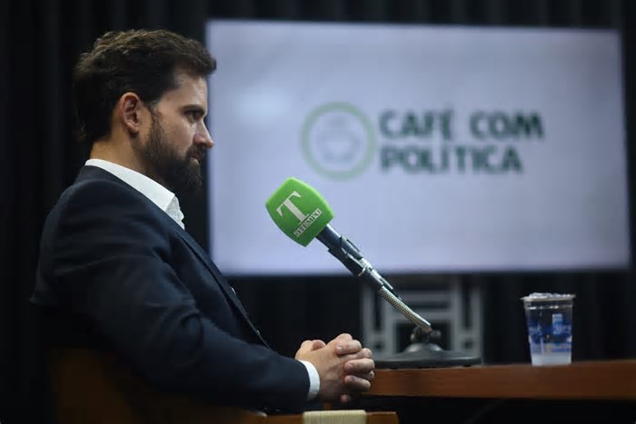 Bairros de BH podem ter regras de verticalização mais flexíveis que a Contorno, diz secretário