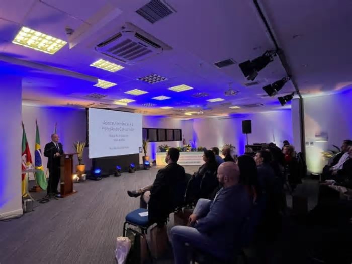 Rio Grande: Evento debate direitos do consumidor e destaca proteção no ambiente digital