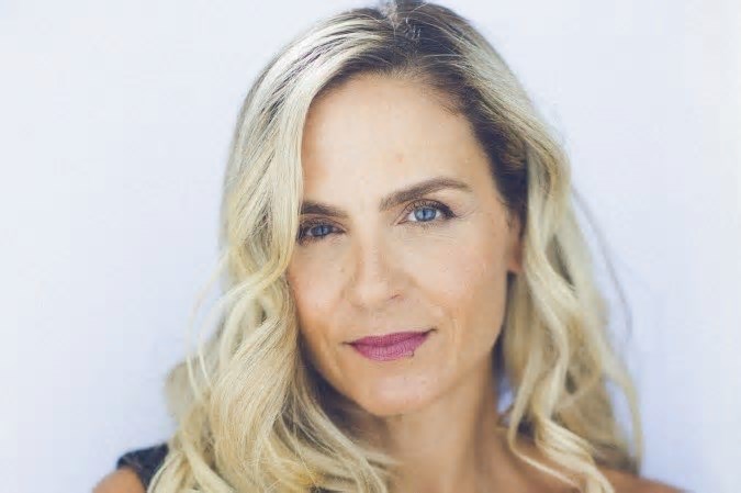 Atriz brasileira, Fabiana Mattedi atua Nelson Rodrigues em Nova Iorque