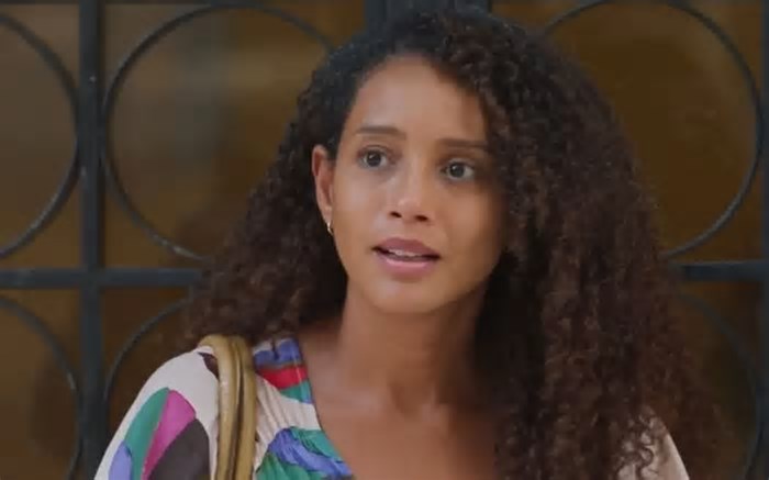 Raquel vira o jogo e muda de vida após decepção com Ivan em Vale Tudo