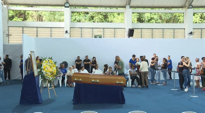Corpo de Divaldo Franco é velado em Salvador