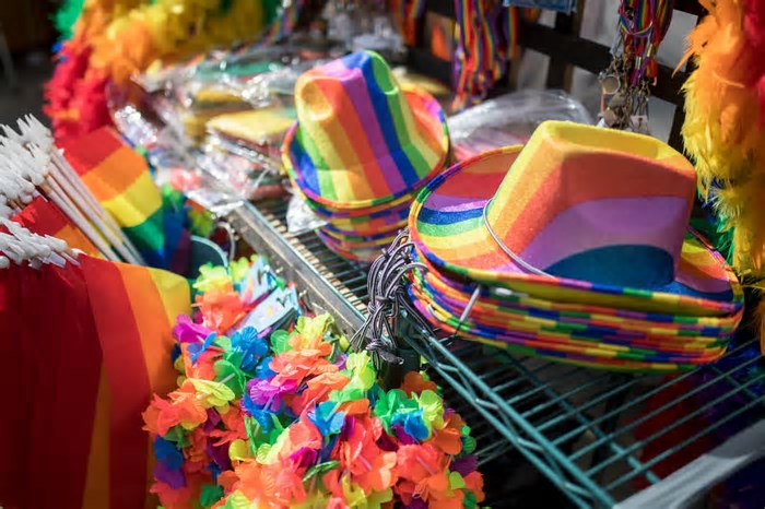 Empreendedorismo LGBT ganha força em BH como forma de resistência, renda e acolhimento