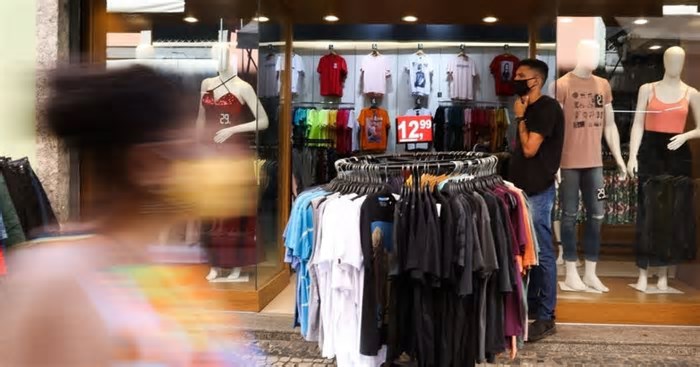 Série da Itatiaia destaca a importância das lojas de usados para a economia de BH