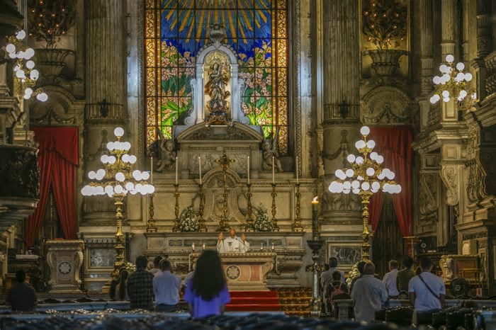 Com novo Papa, Igreja enfrenta desafios para atrair fiéis no Rio; estado tem menor percentual de católicos, diz pesquisa