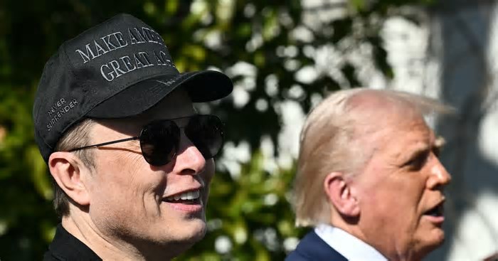 Musk diz que tempo no governo esta acabando e agradece Trump